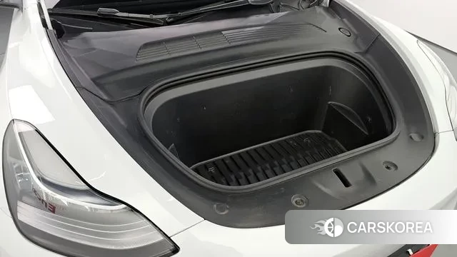 Tesla Model Y id 3306651 из Кореи 16