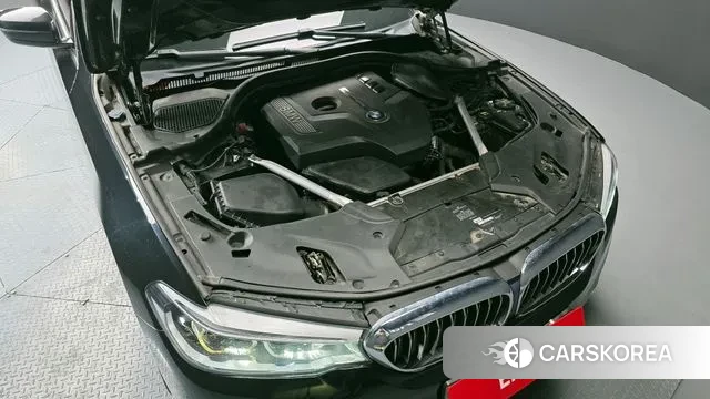 BMW 5 Series (G30) id 3728286 из Кореи 16