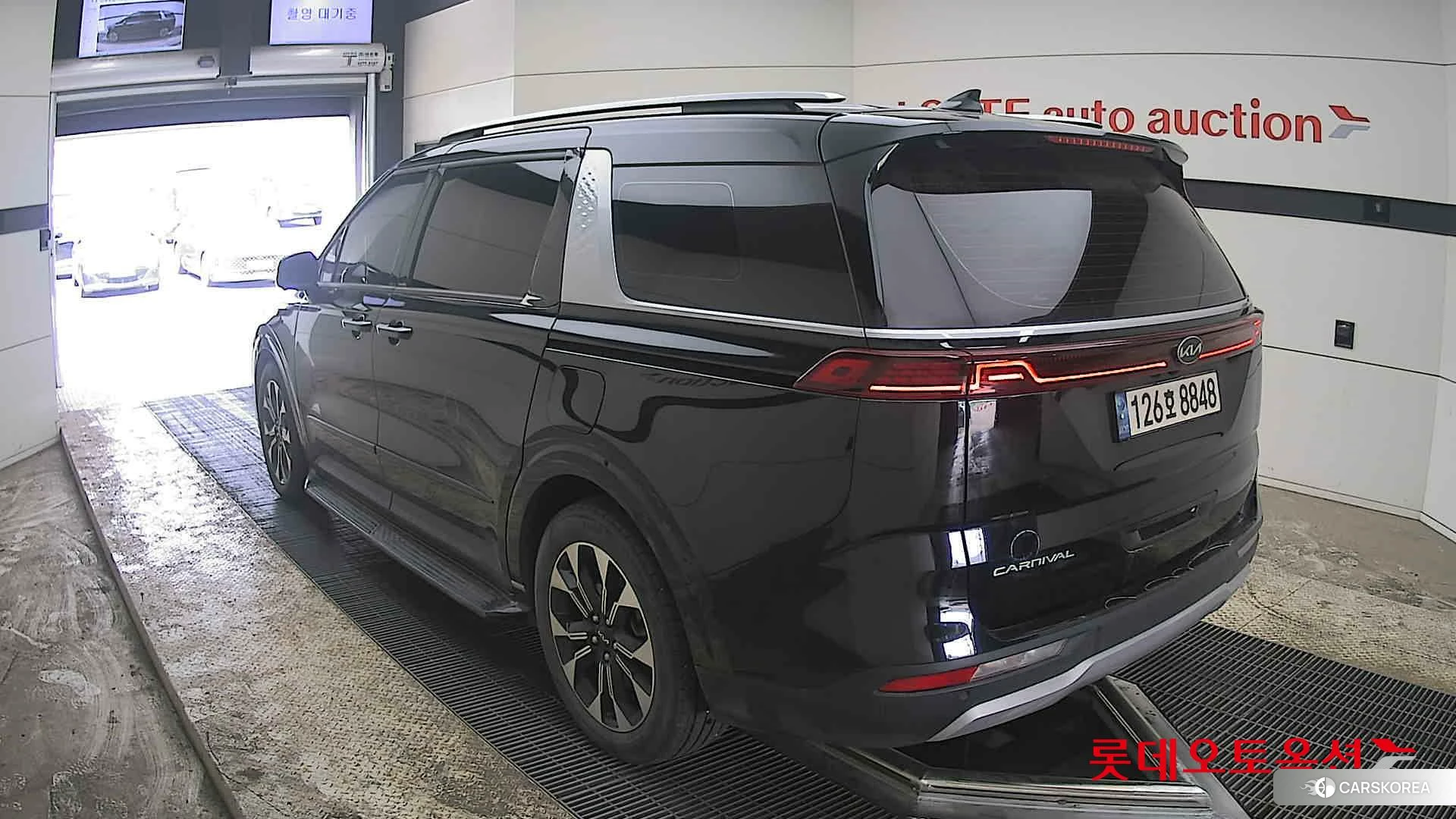 Kia Carnival id 3888397 из Кореи 33