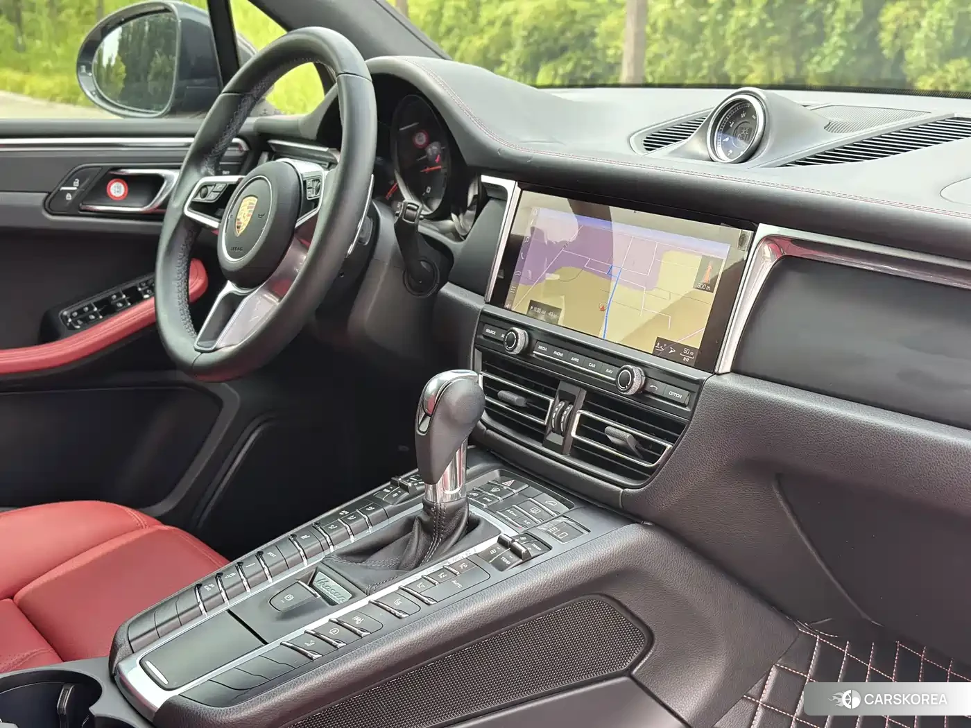 Porsche Macan id 4546253 из Китая 14