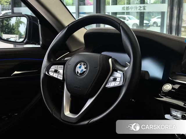 BMW 5 series id 4387644 из Китая 8