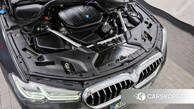 BMW 5 Series (G30) id 4250215 из Кореи 28