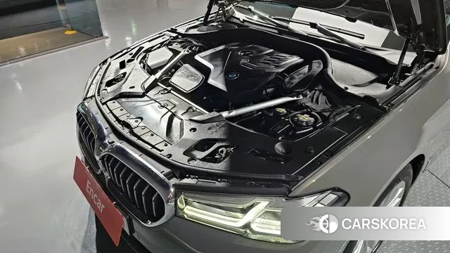 BMW 5 Series (G30) id 3028293 из Кореи 16