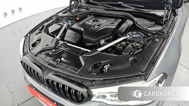 BMW 5 Series (G30) id 4785963 из Кореи 16