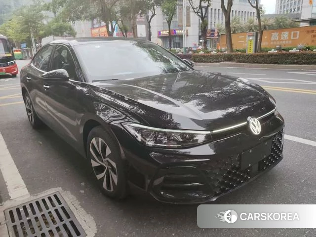 Volkswagen Passat 2026 Черный из Китая, фото 6