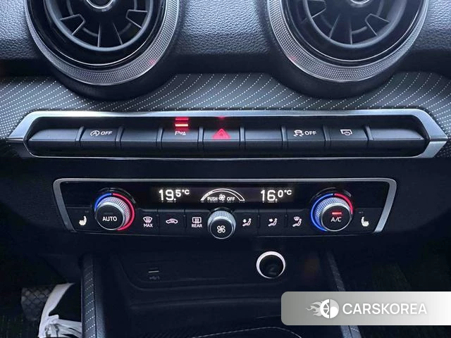 Audi Q2L id 4336096 из Китая 17