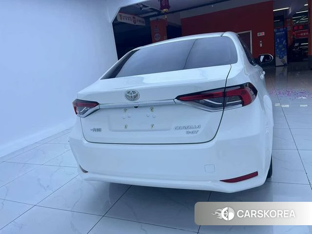 Toyota Corolla id 4368118 из Китая 7