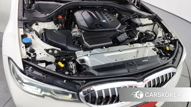 BMW 3 Series (G20) id 3697474 из Кореи 16