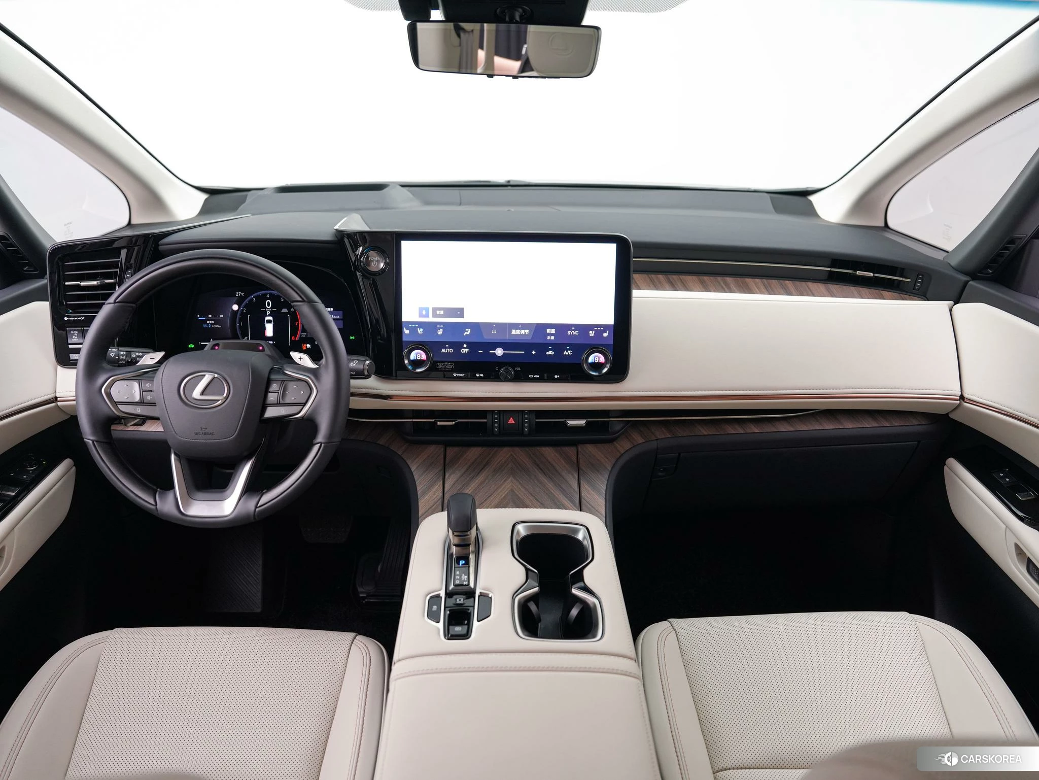 Lexus LM id 4454396 из Китая 20