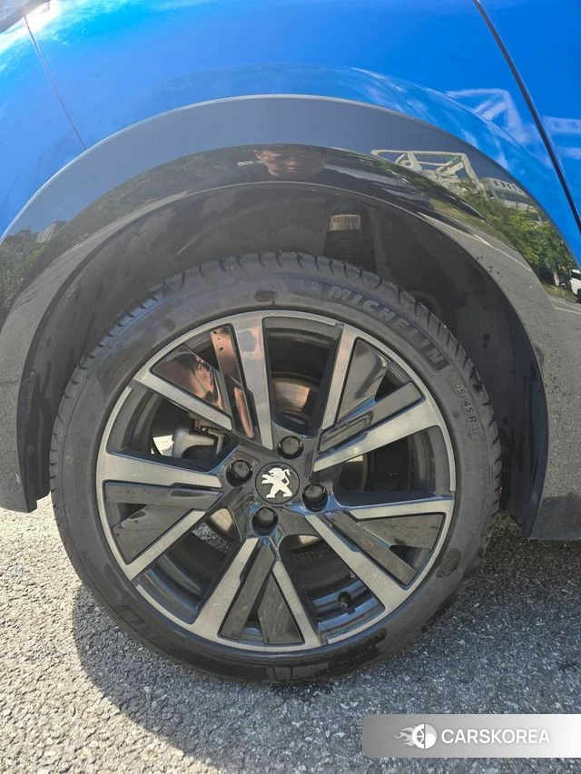 Peugeot e-208 second Generation 2023 Синий из Кореи, фото 6