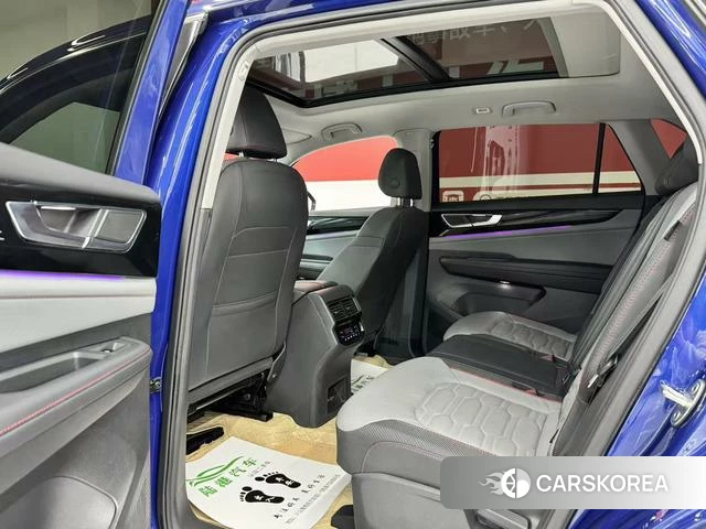 Volkswagen Tourang id 4272546 из Китая 13
