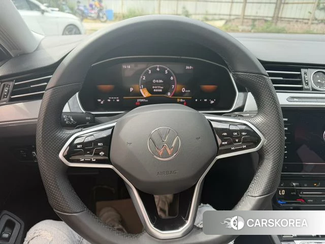 Volkswagen Magotan id 4336229 из Китая 17