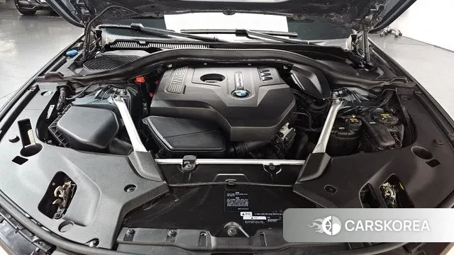 BMW 5 Series (G30) id 3505522 из Кореи 16