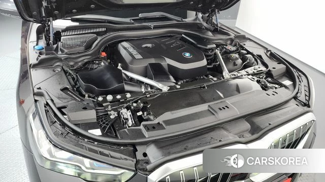 BMW 5 Series (G60) id 3963361 из Кореи 16