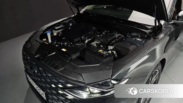 Hyundai The New Grandeur IG id 3247771 из Кореи 16