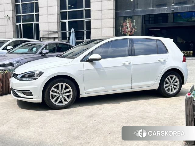 Volkswagen Golf id 4211472 из Китая 14