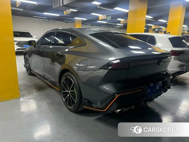 Chang'an UNI-V 2023 Темно-серый из Китая, фото 6