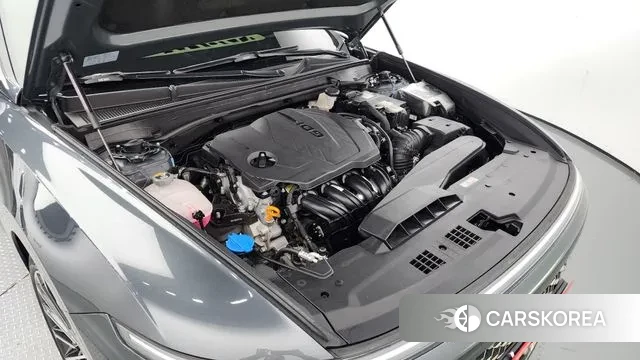 Hyundai Grandeur (GN7) id 3027064 из Кореи 16