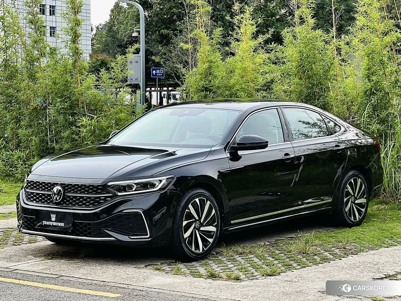 Volkswagen Passat id 4405840 из Китая 10