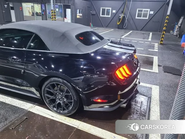 Ford Mustang 2018 Черный из Кореи, фото 6