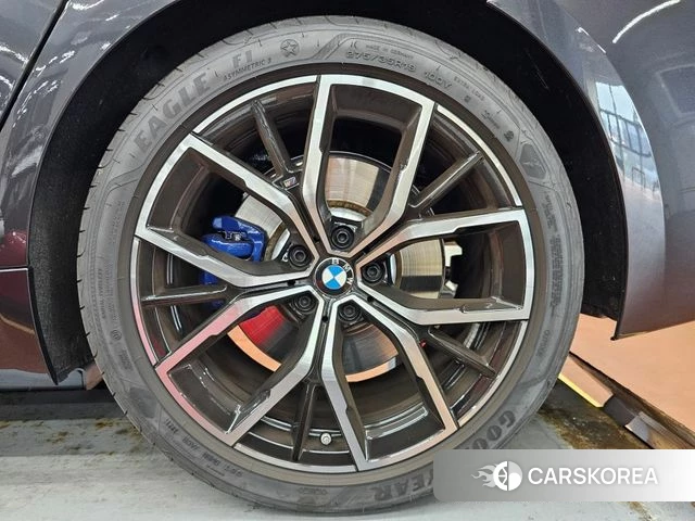 BMW 5 Series (G30) 2022 Серый из Кореи, фото 6