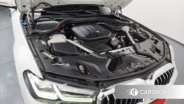 BMW 5 Series (G30) id 3428112 из Кореи 16