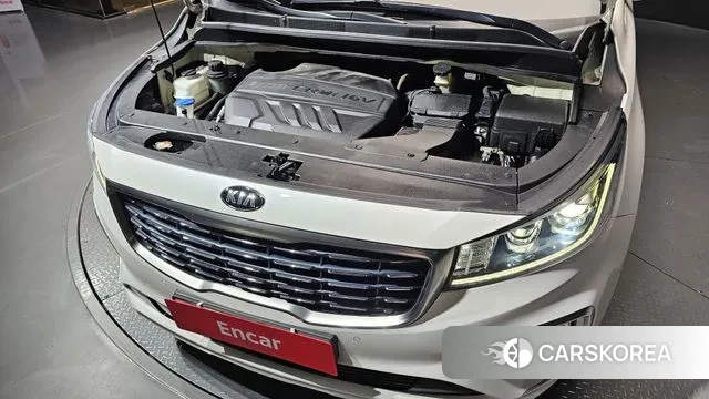 Kia The New Carnival id 2902800 из Кореи 16