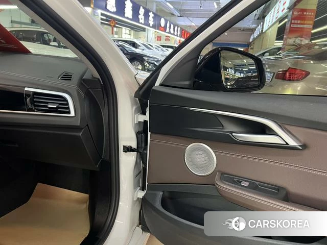 BMW 1 series id 4217549 из Китая 20