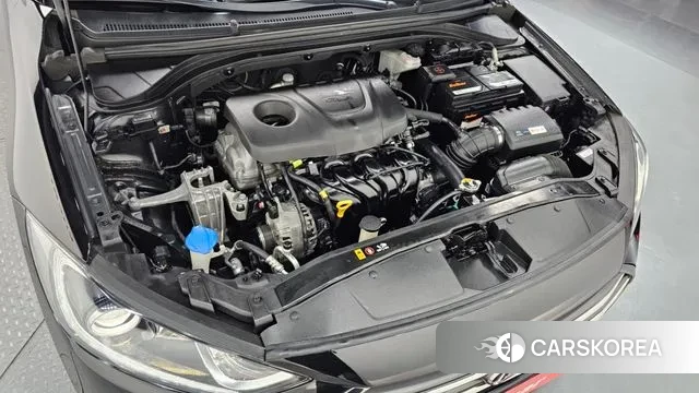 Hyundai Avante AD id 3418203 из Кореи 16