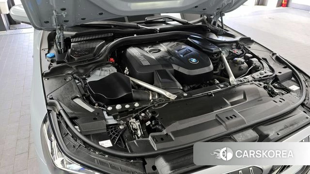 BMW 5 Series (G60) id 4308498 из Кореи 28