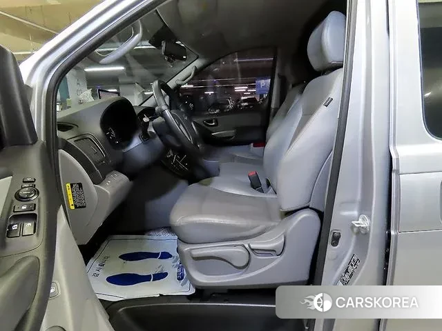 Hyundai The New Grand Starex id 3459837 из Кореи 16