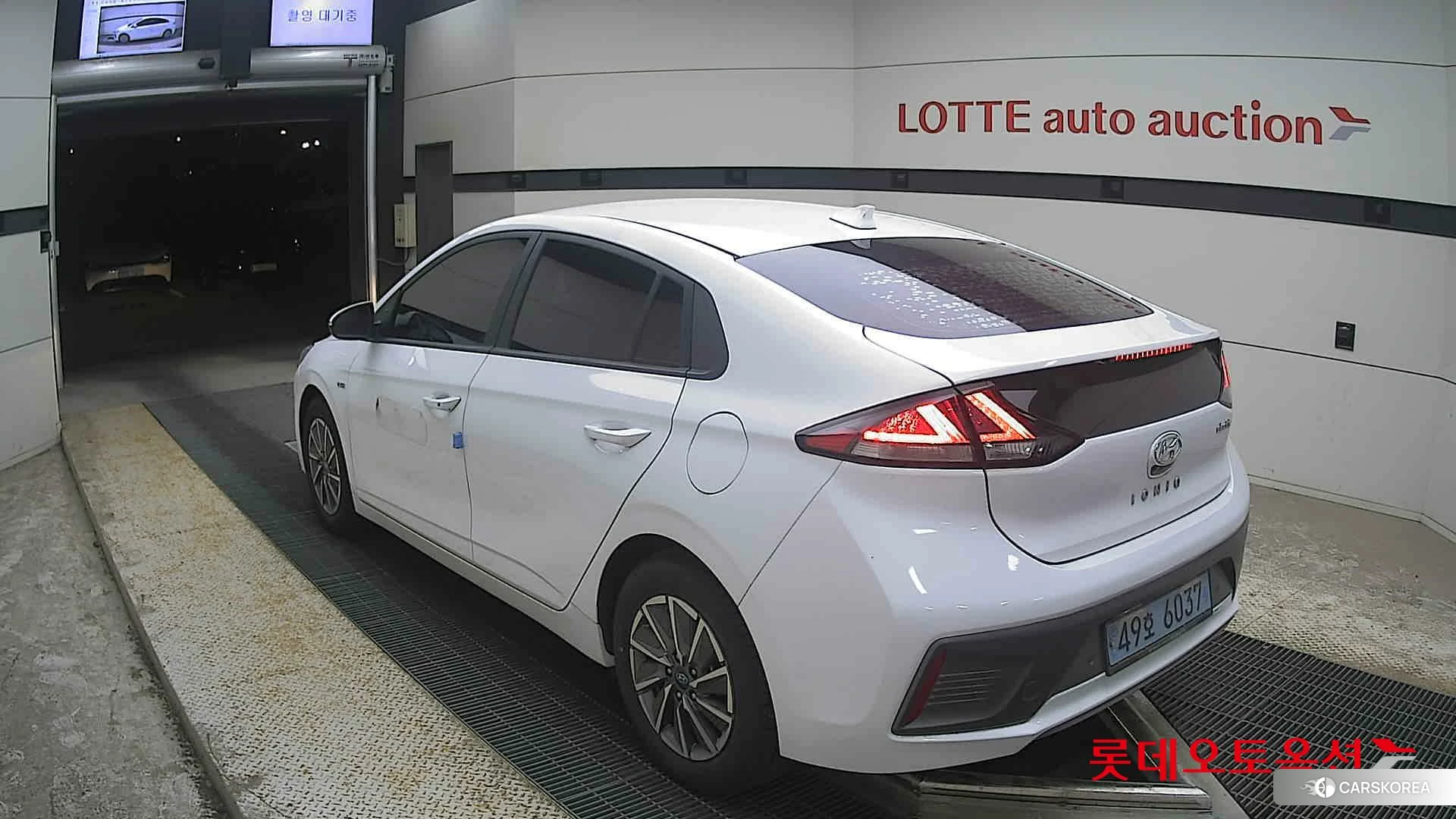 Hyundai IONIQ Electric id 4296832 из Кореи 32