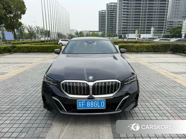 BMW 5 series 2024 Черный из Китая, фото 6