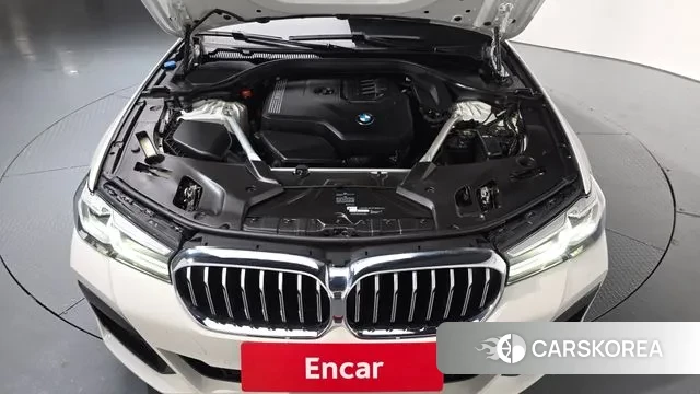 BMW 5 Series (G30) id 3044548 из Кореи 16