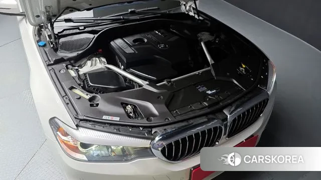 BMW 5 Series (G30) id 3144876 из Кореи 16