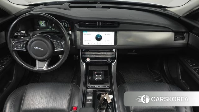Jaguar XF (X260) id 4596098 из Кореи 31