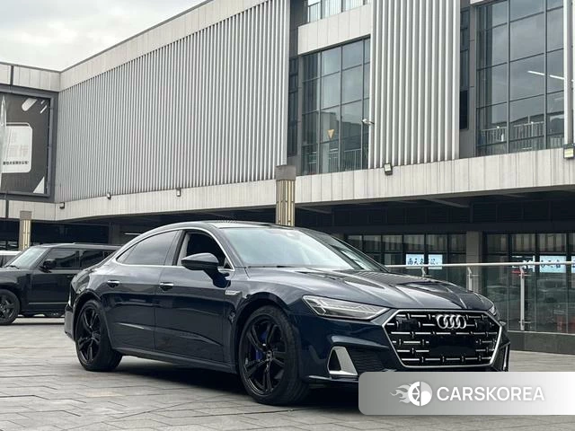 Audi A7L id 4341729 из Китая 9