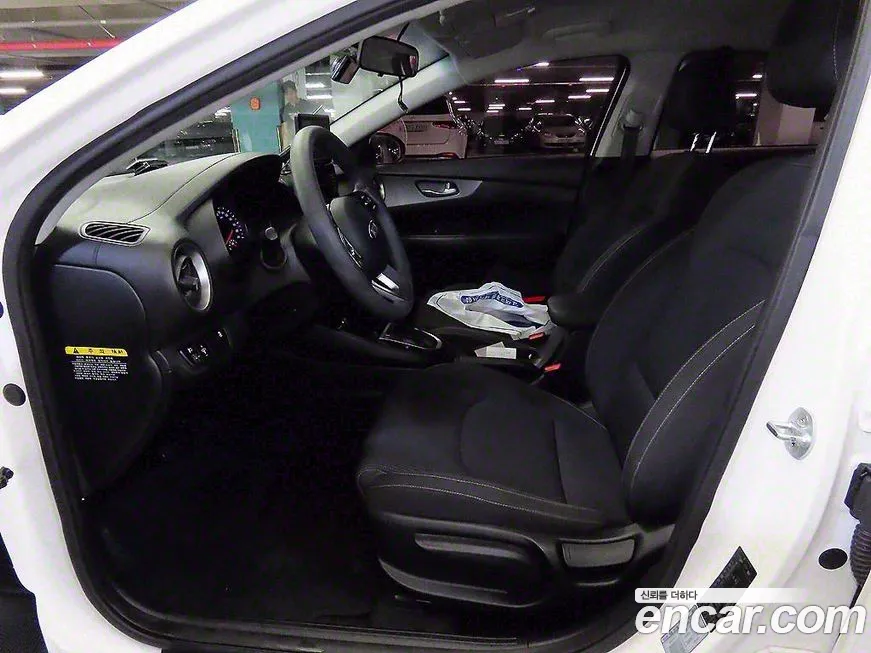 Kia Come New K3 id 2053954 из Кореи 14