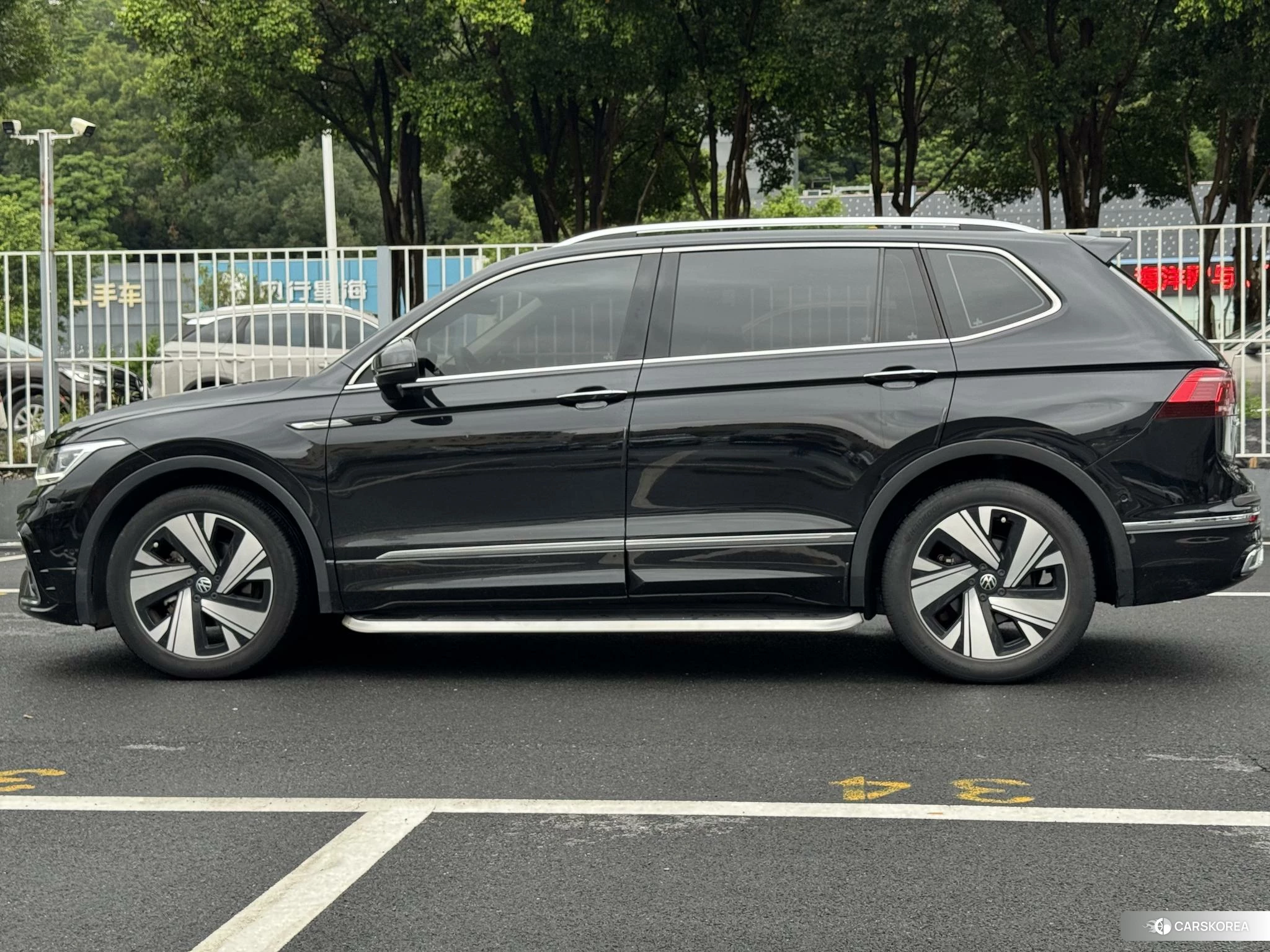Volkswagen Tiguan L id 4473940 из Китая 14