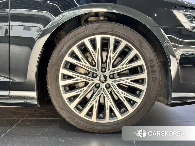 Audi A8 id 4290517 из Китая 18