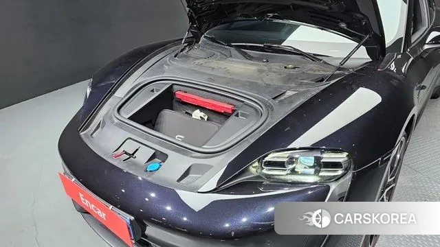 Porsche Taycan id 3136761 из Кореи 16