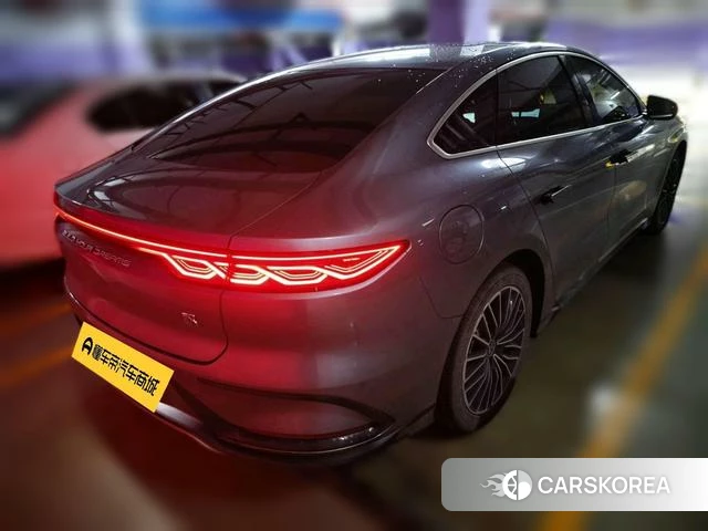 BYD Han EV 2023 Темно-серый из Китая, фото 6