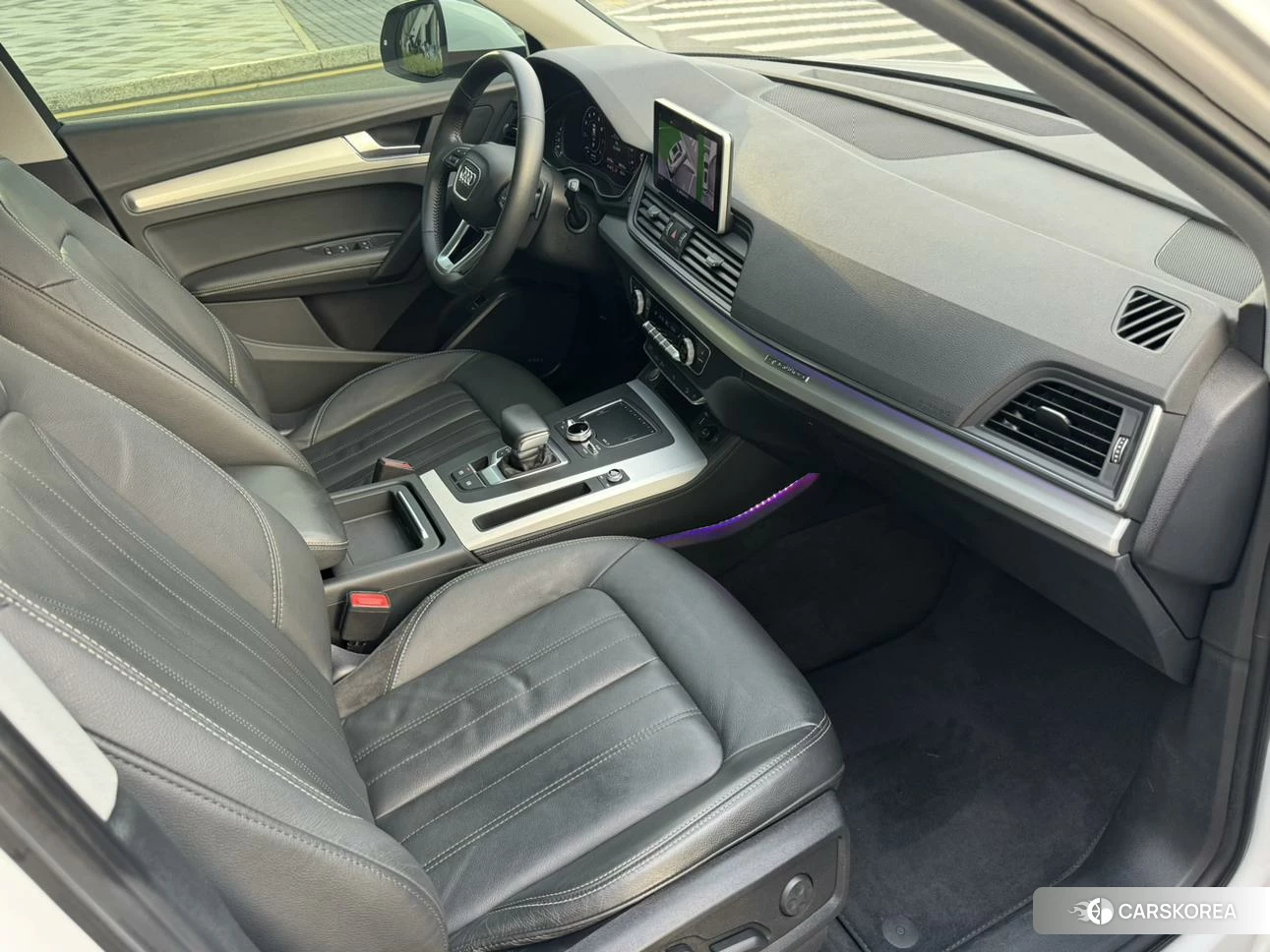 Audi Q5L id 4467405 из Китая 9