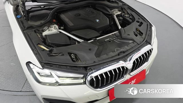BMW 5 Series (G30) id 4309829 из Кореи 30