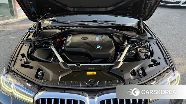 BMW 5 Series (G30) id 3543642 из Кореи 16