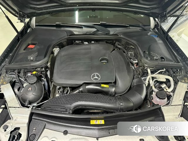 Mercedes-Benz E-Class W213 id 4632219 из Кореи 16
