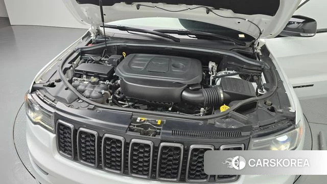 Jeep Grand Cherokee id 4646677 из Кореи 26