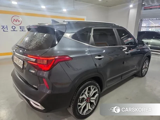 Kia Seltos id 3692269 из Кореи 16