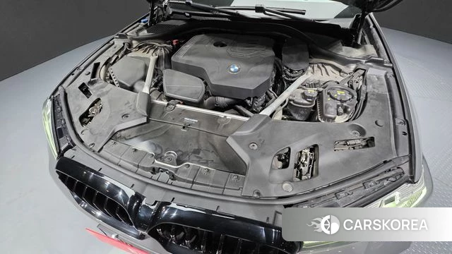 BMW 5 Series (G30) id 4735813 из Кореи 16