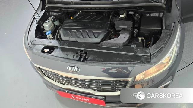 Kia The New Carnival id 3925048 из Кореи 16